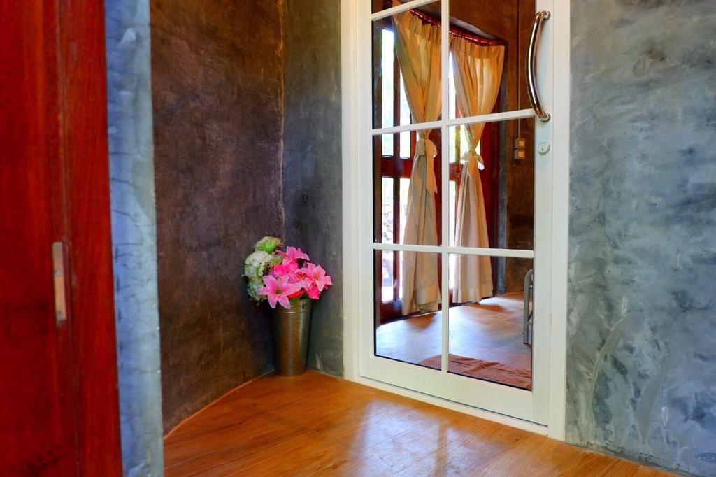 Hy Resort Чонбури Номер фото